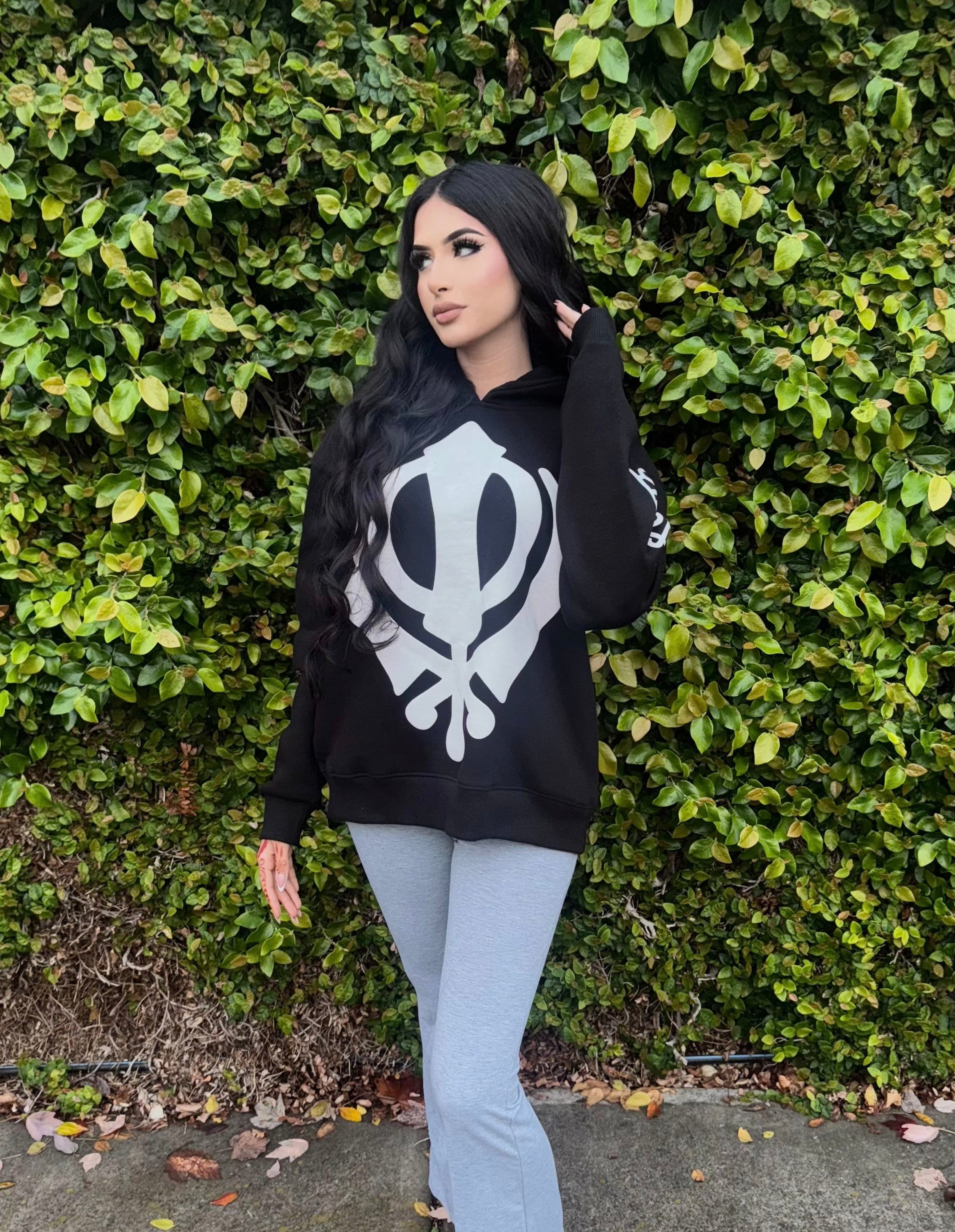 Tyar Bar Tyar Hoodie